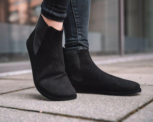 Pielęgnacja Twoich butów boso z zamszu (skóra zamszowa) 