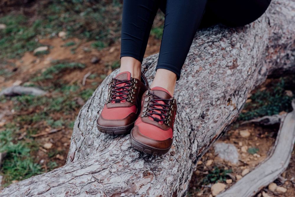 Hiqe Low wegańska wielbłąda czerwona wodoodporność