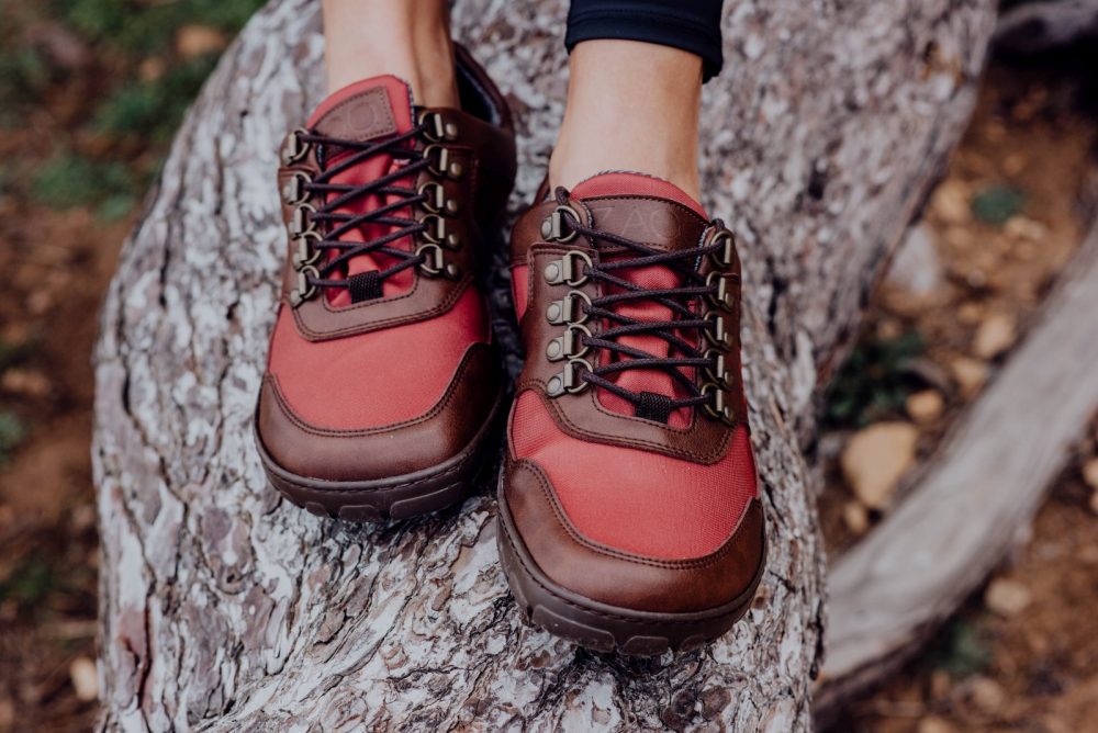 Hiqe Low wegańska wielbłąda czerwona wodoodporność