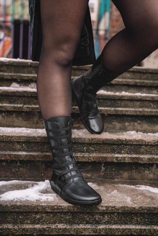 Attraqt stretch black